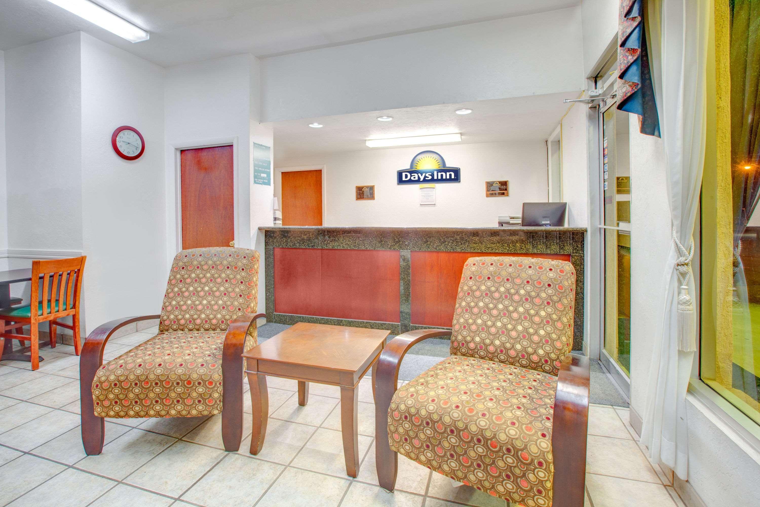 Days Inn By Wyndham Okemah Exterior foto